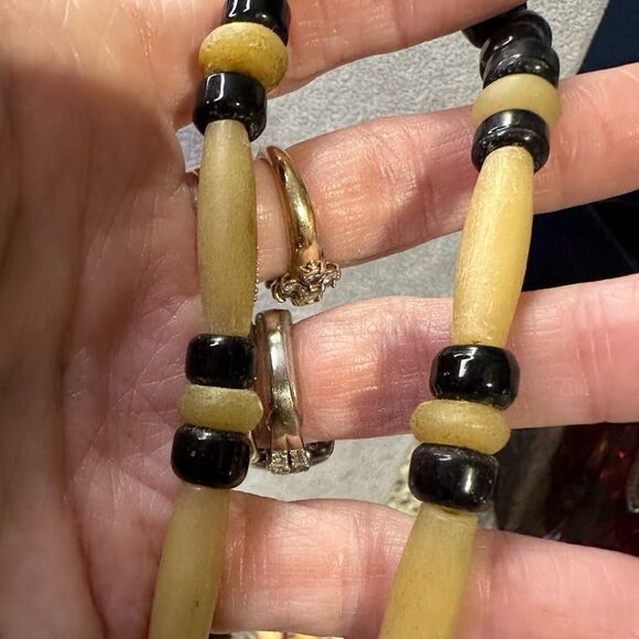 Lot of 4 Safari Tribal Necklaces Nice Worn Together or Separate Gorgeous Pieces - Picture 7 of 7